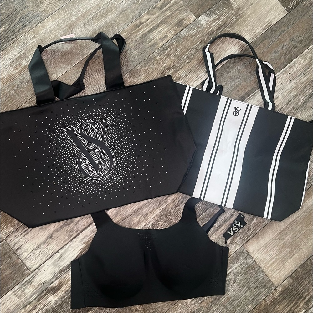 Victoria Secret Bundle! 🤍🖤